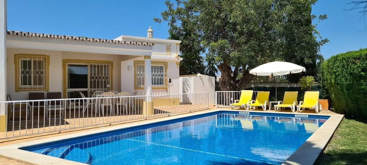 Casa Dos Cedros Villa Guia  0*, Guia (Faro) Portugal
